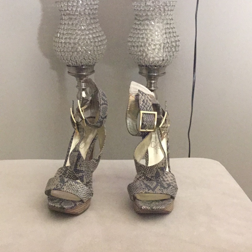 Women’s. Heels